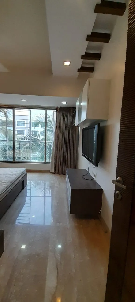 A10 - Anand Ashram, Khar West