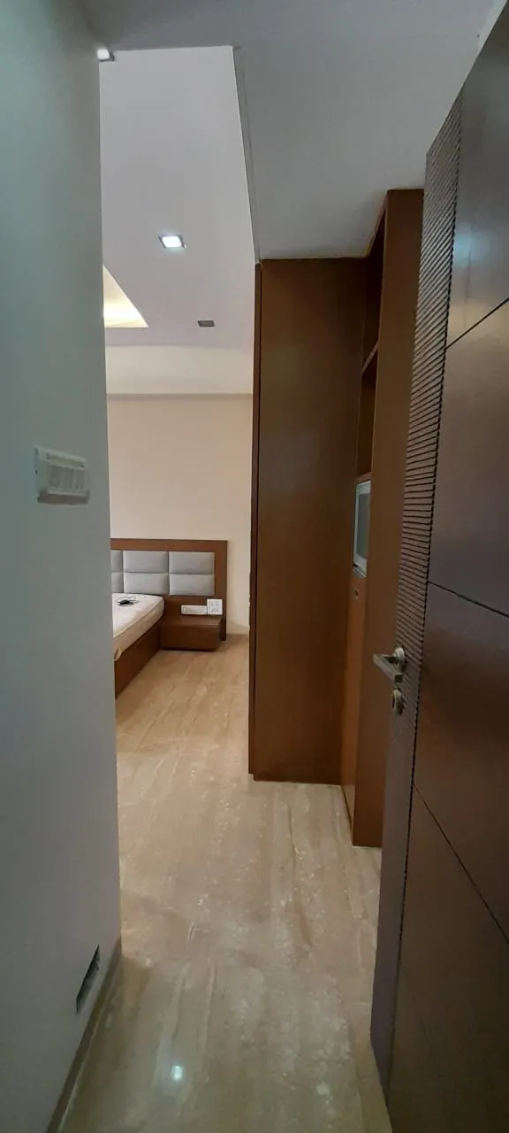 A17 - Anand Ashram, Khar West