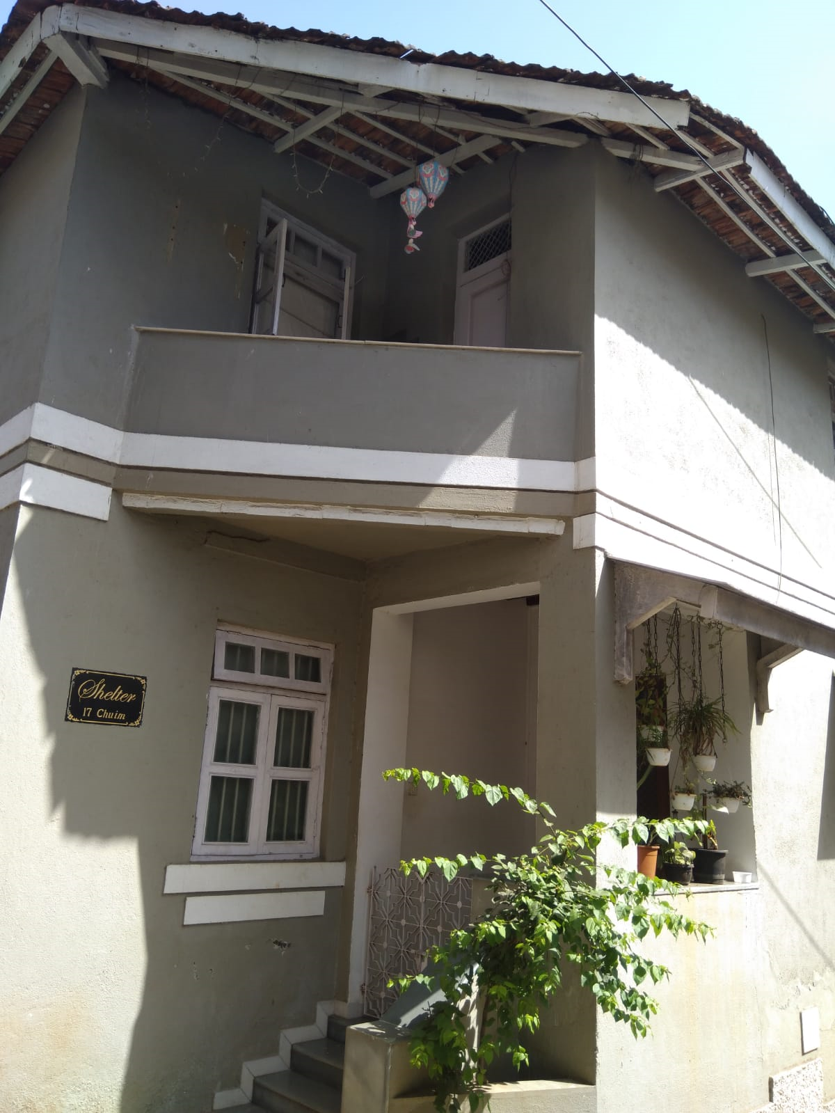 3 BHK Flats for Sale in Private Bungalow, Bandra West
