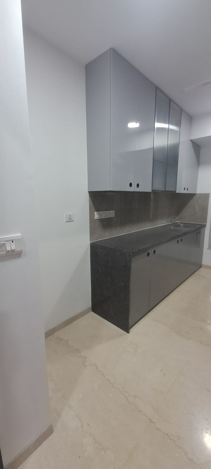 4 - Oberoi Sky City, Borivali East