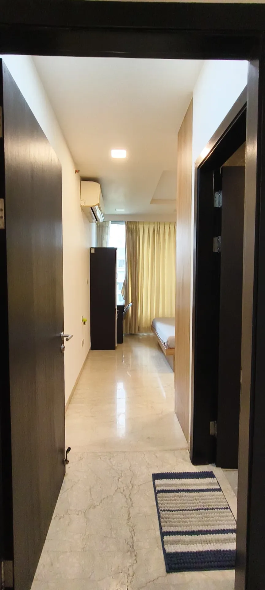 E29 - Oberoi Esquire, Goregaon East