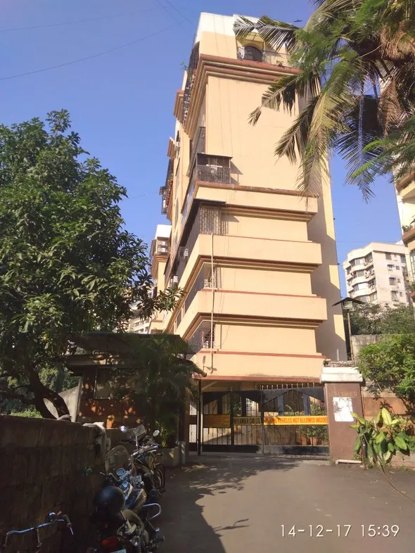 2BHK Flats on Rent in Neelamber, Bandra West