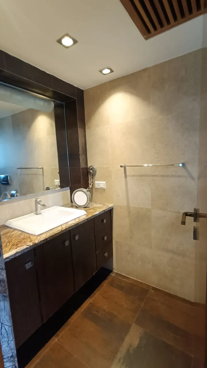 G9 - Girnar Apartments, Bandra West