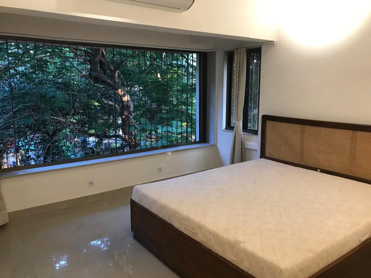 15 - New Silver Home, Bandra West