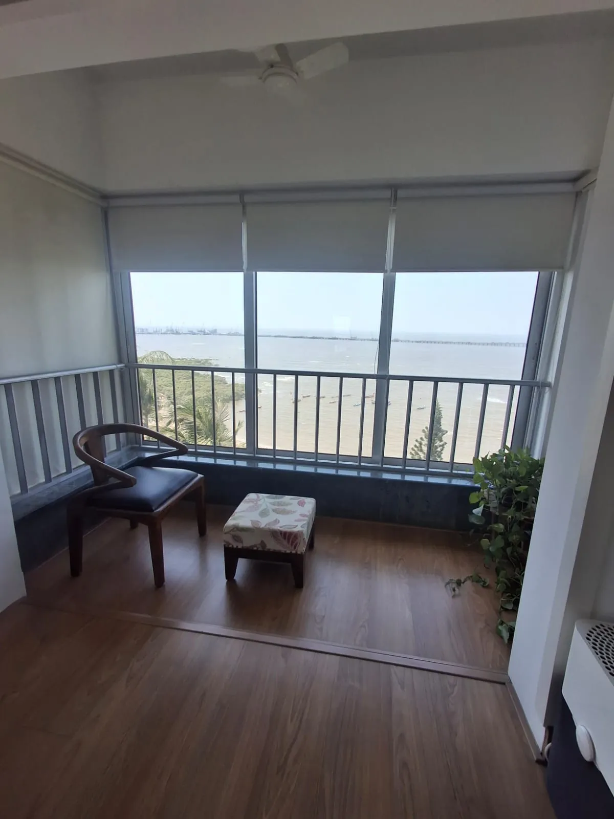 L9 - Landmark, Bandra West