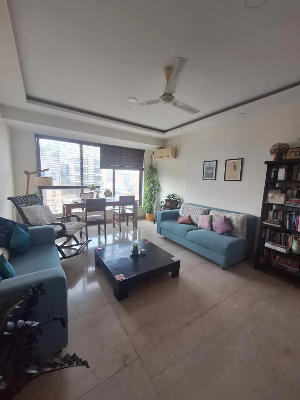 2½ BHK Flats on Rent in Next Avenue, Bandra West
