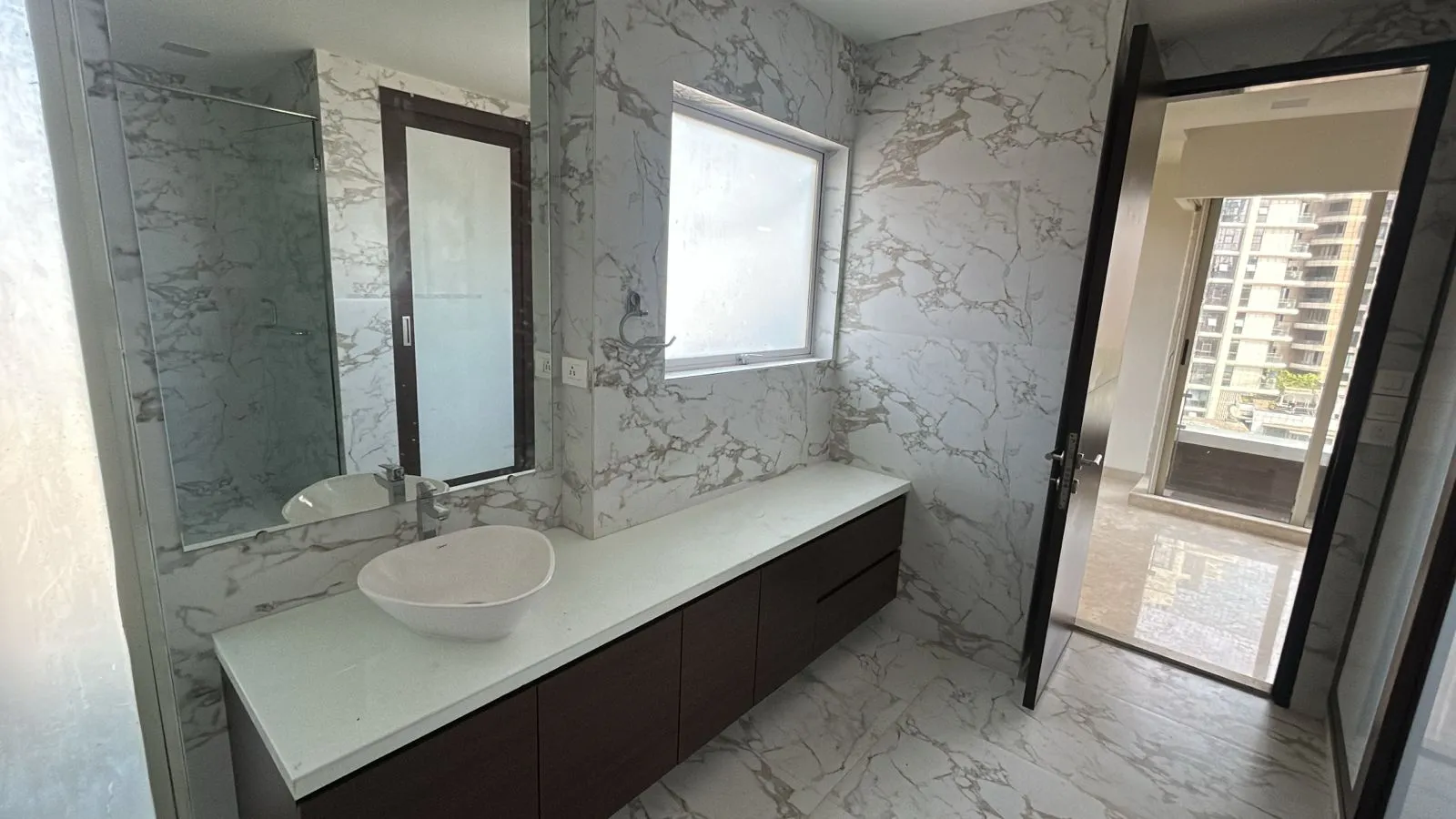 U9 - Urmi Aangan, Peddar Road