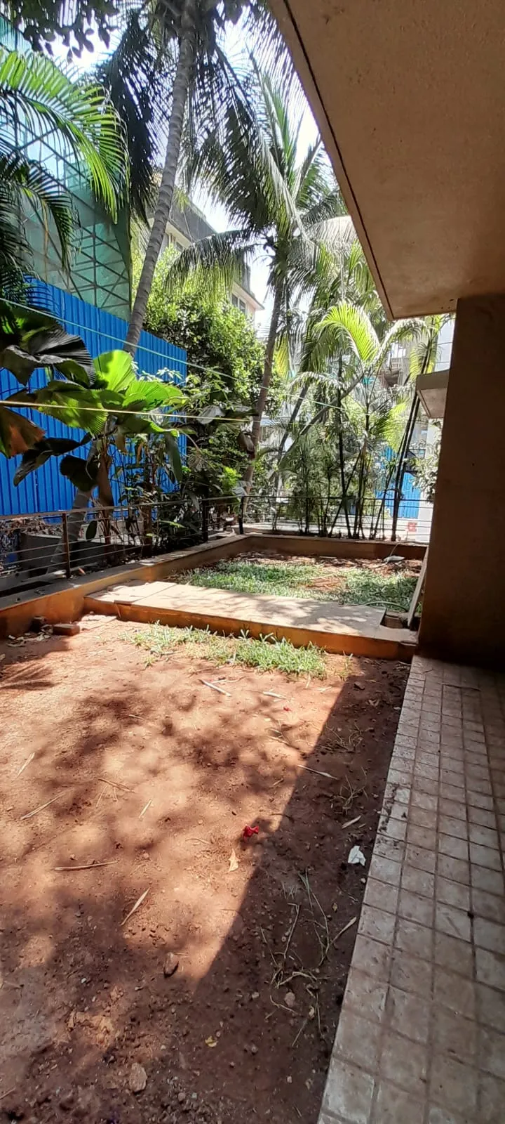 3 BHK Flats on Rent in Bondres, Juhu