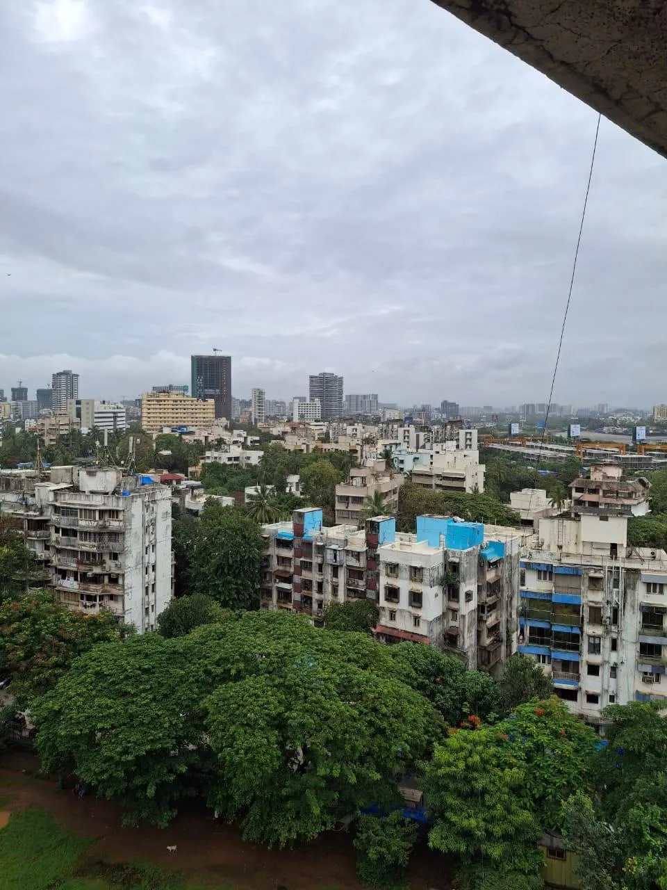 1 BHK Flats for Sale in Mona Lisa, Bandra West