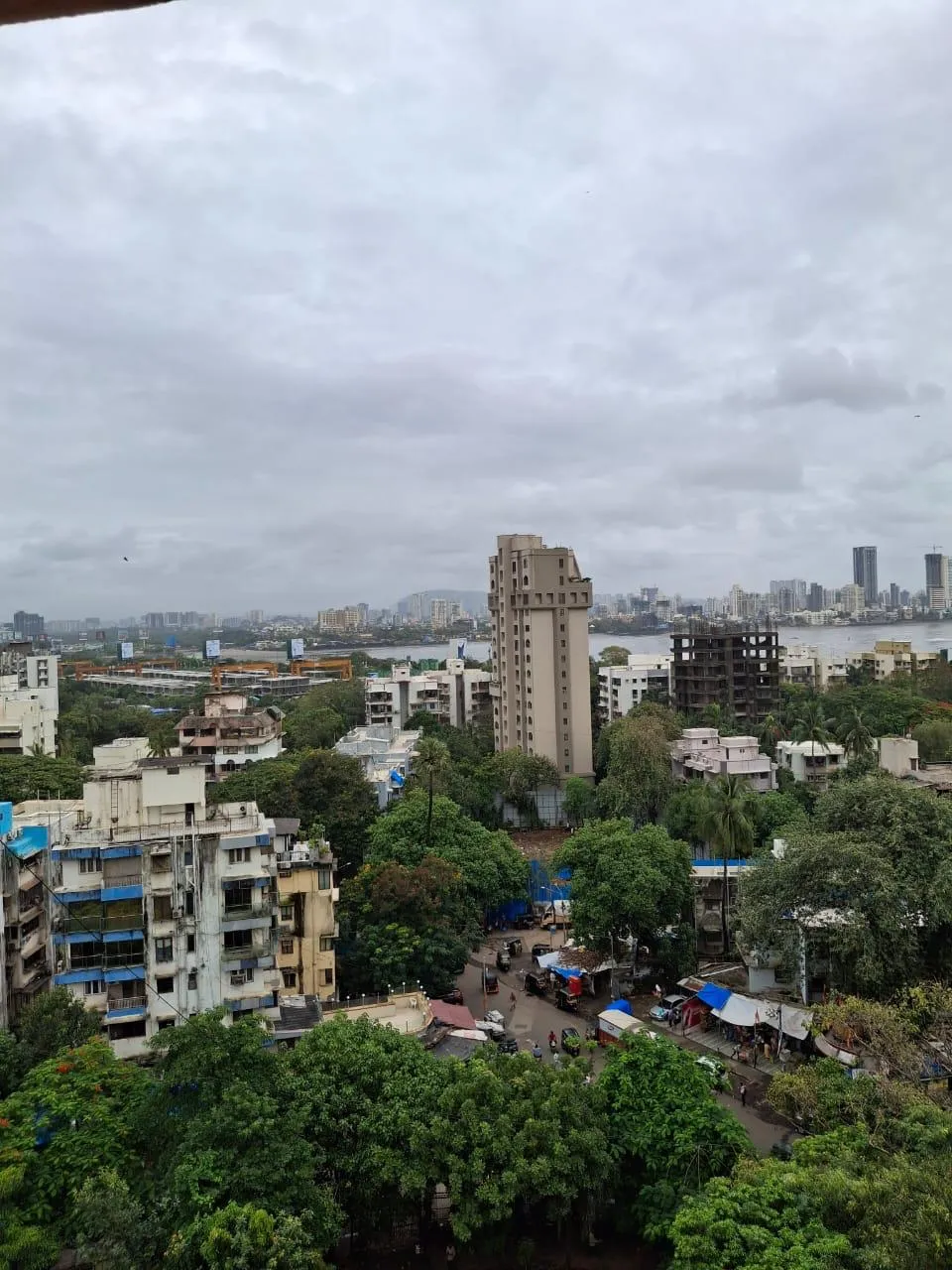 8 - Mona Lisa, Bandra West