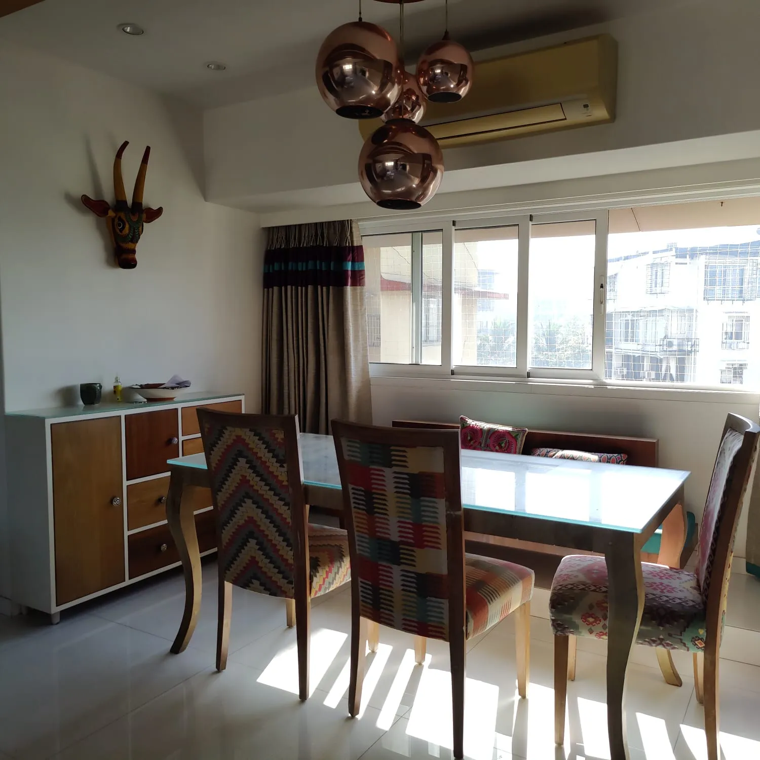 2 BHK Flats on Rent in Nibbana, Bandra West