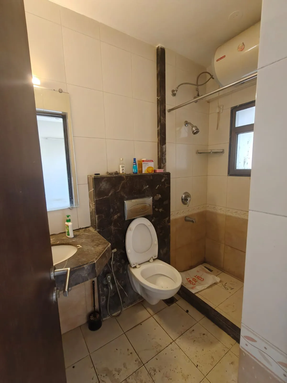 P12 - Pearl Residency, Prabhadevi