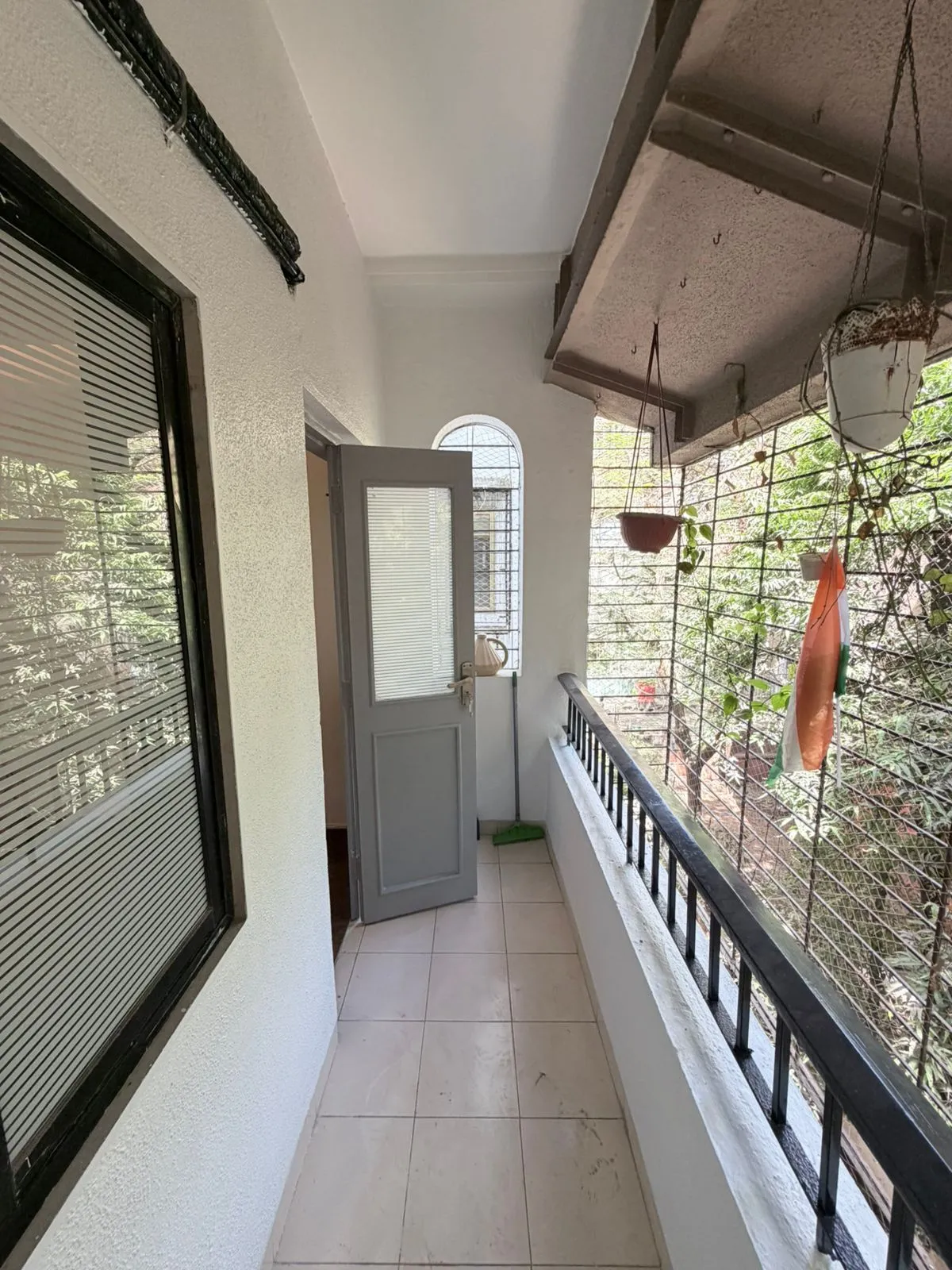 2BHK Flats on Rent in Sunaina, Santacruz West