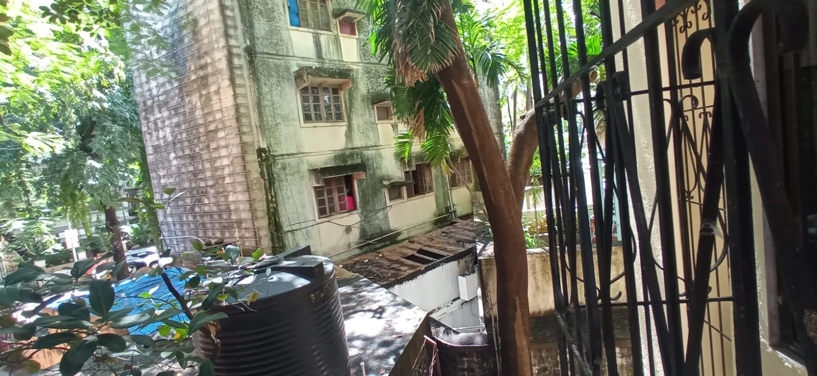 G5 - Golden Rock, Bandra West