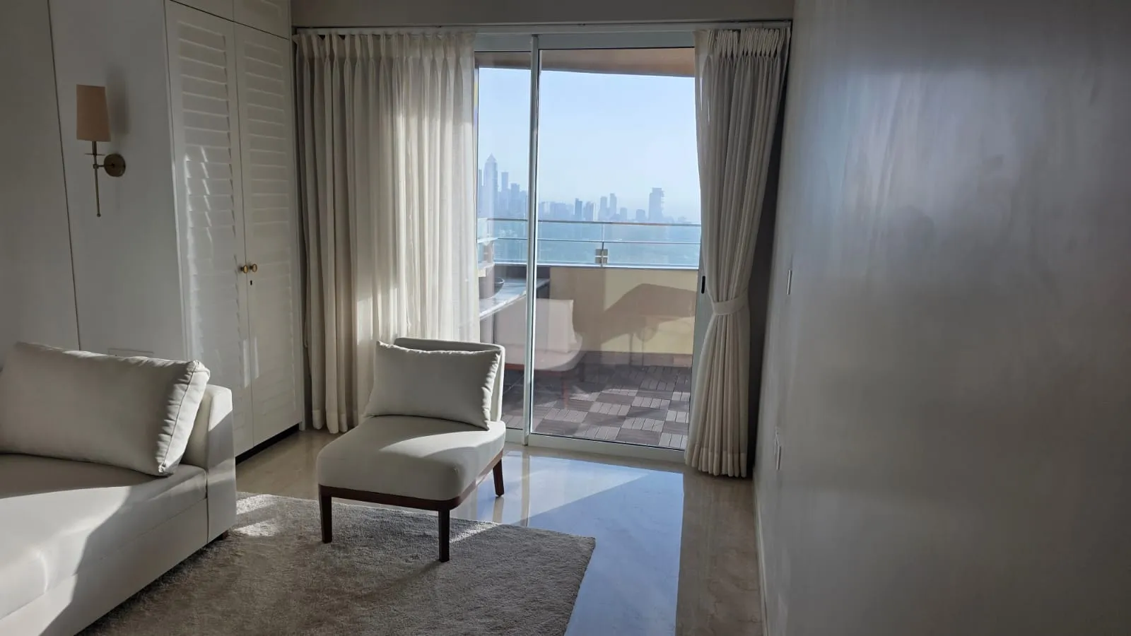 M2 - Lokhandwala Minerva, Mahalaxmi