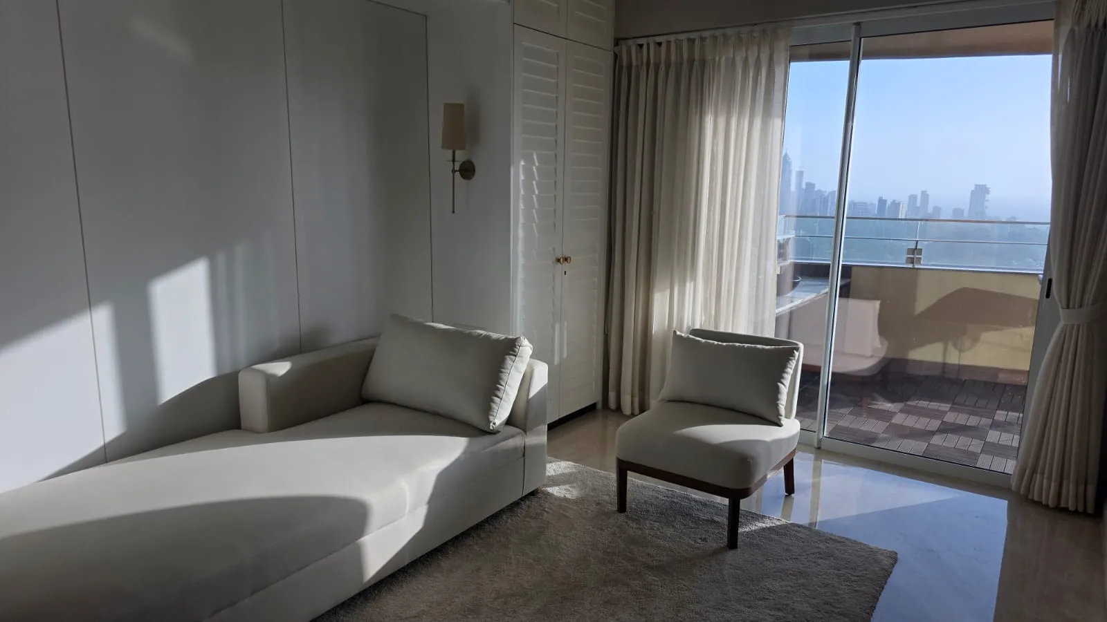 M6 - Lokhandwala Minerva, Mahalaxmi