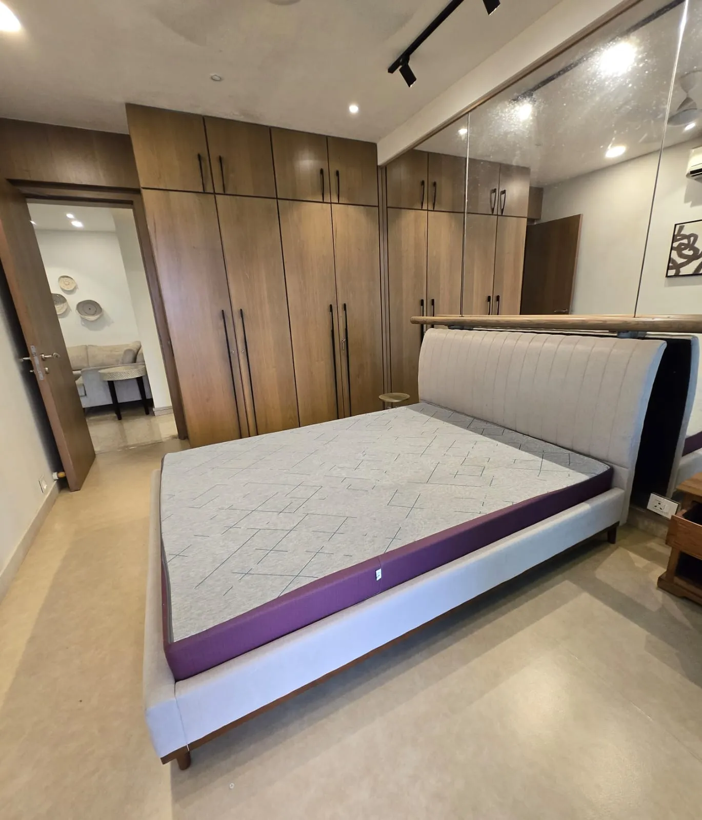 R10 - Raheja Atlantis, Worli