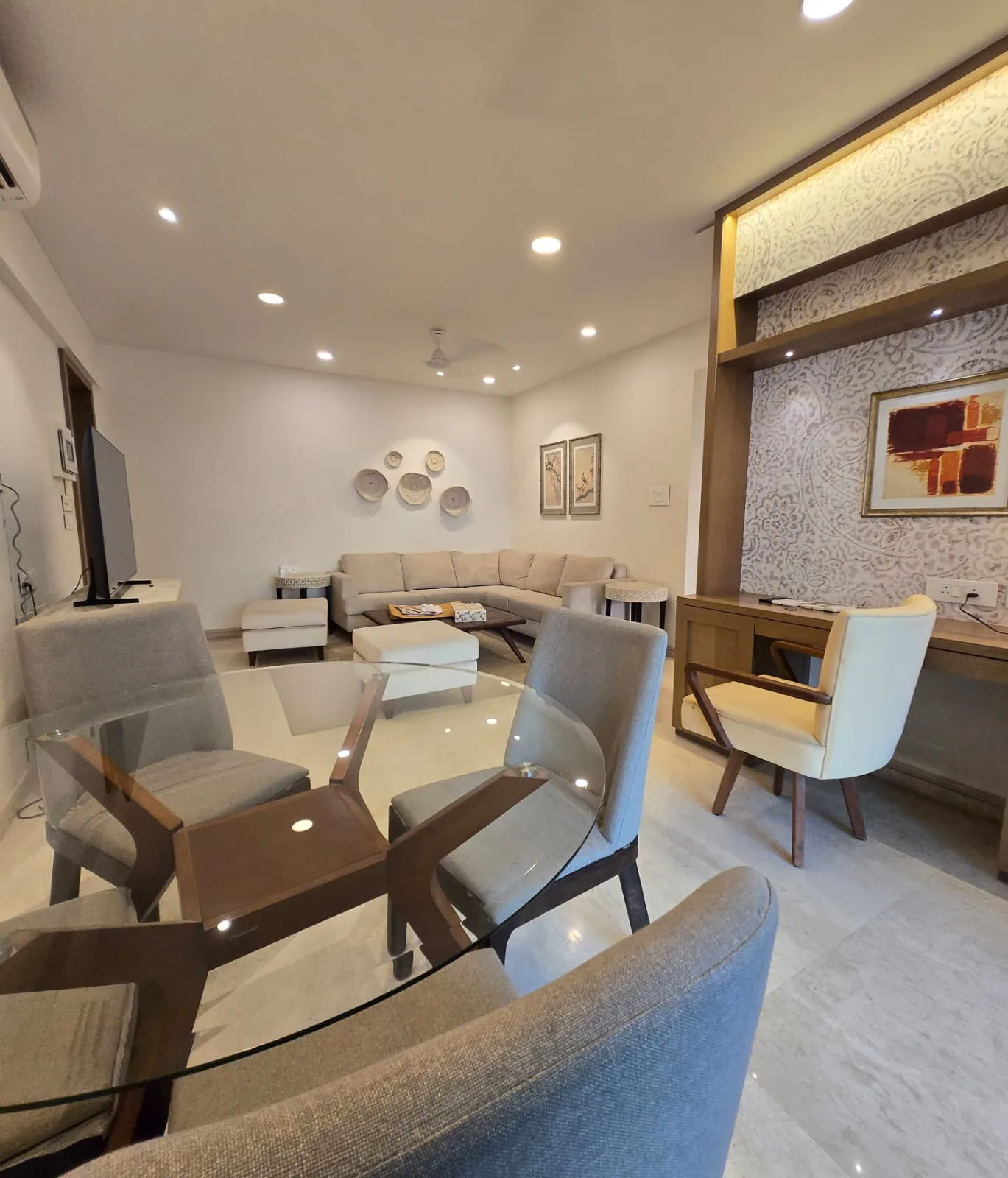 R12 - Raheja Atlantis, Worli