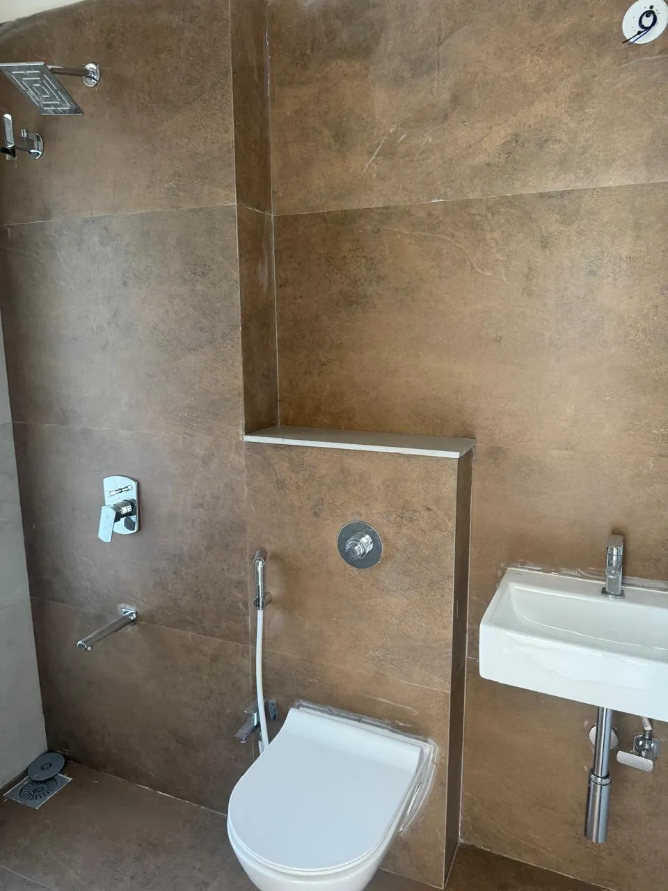 Bathroompic1 - Shakti Enclave, Malad West