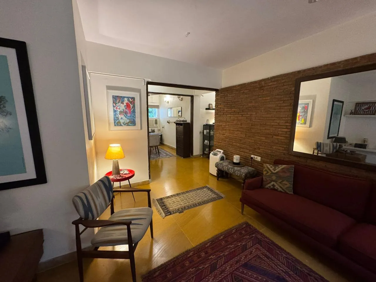 L5 - Land Breeze, Bandra West