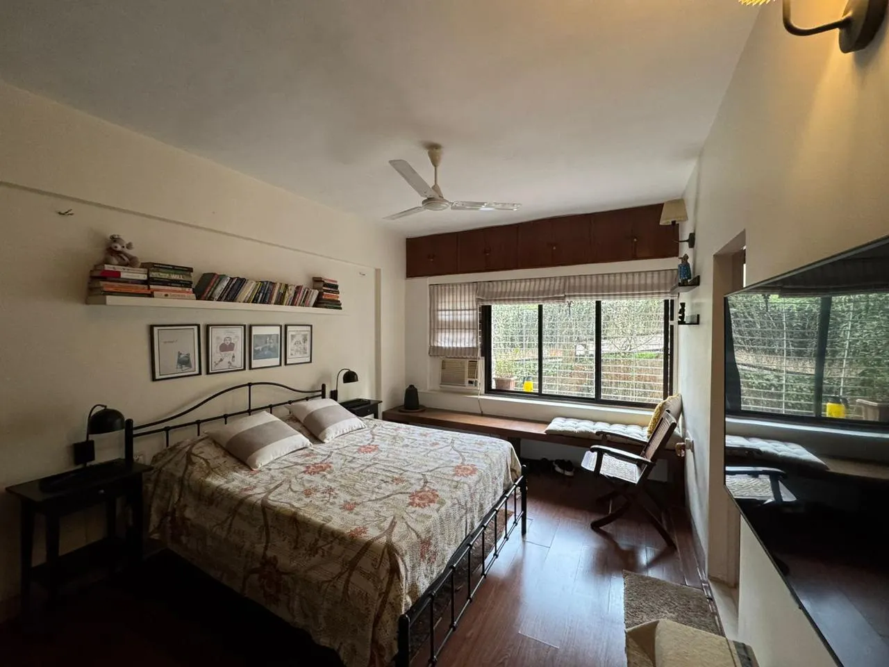 L6 - Land Breeze, Bandra West