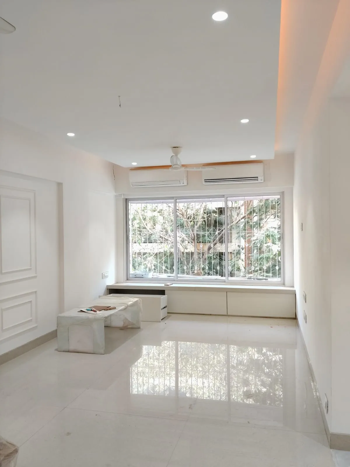 B1 - Bajaj Jade, Khar West