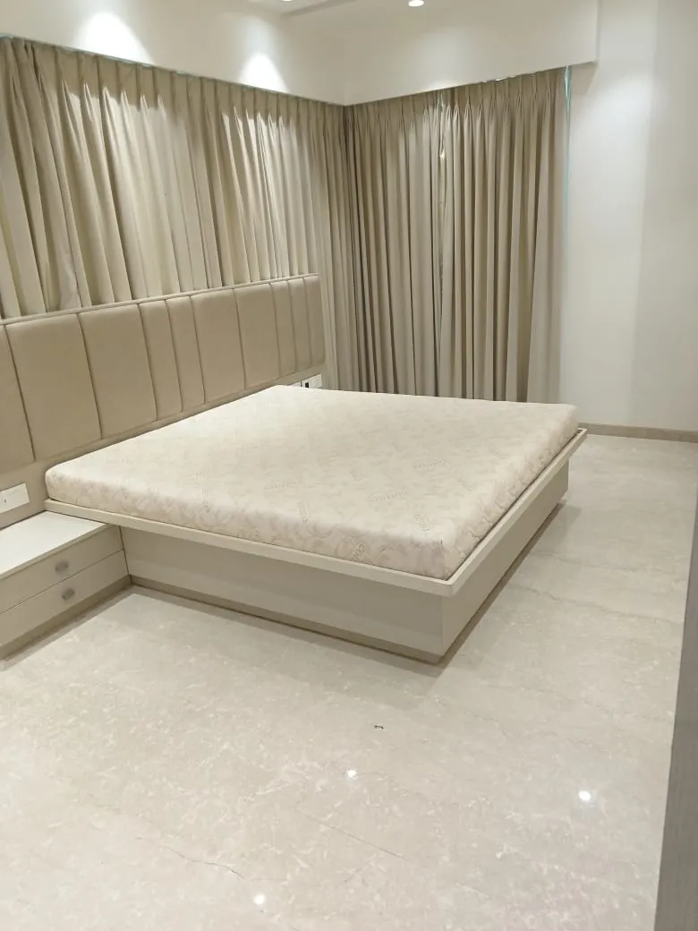 J14 - Joy Legend, Khar West