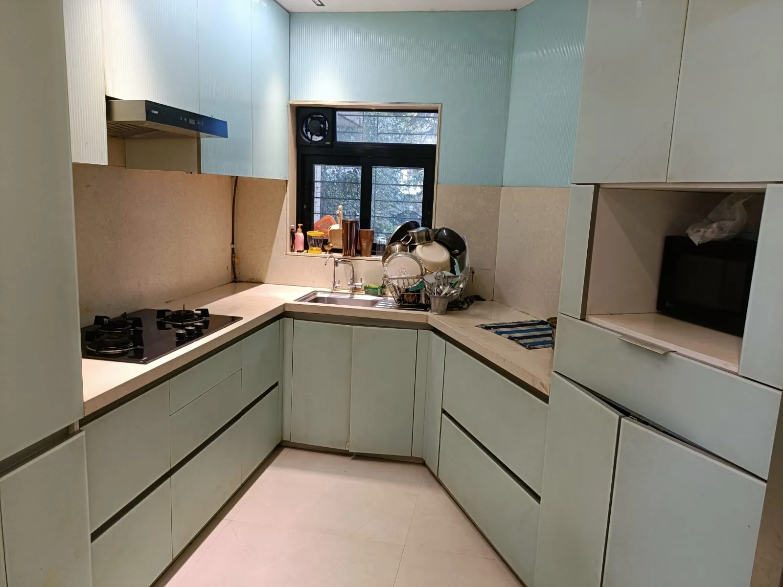 2 BHK Flats on Rent in New Silver Home, Bandra West