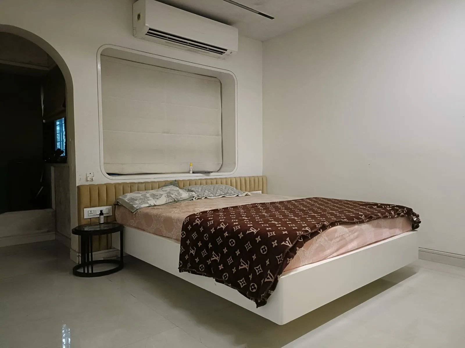 Whatsapp Image 2026 04 18 At 14.12.10 - New Silver Home, Bandra West