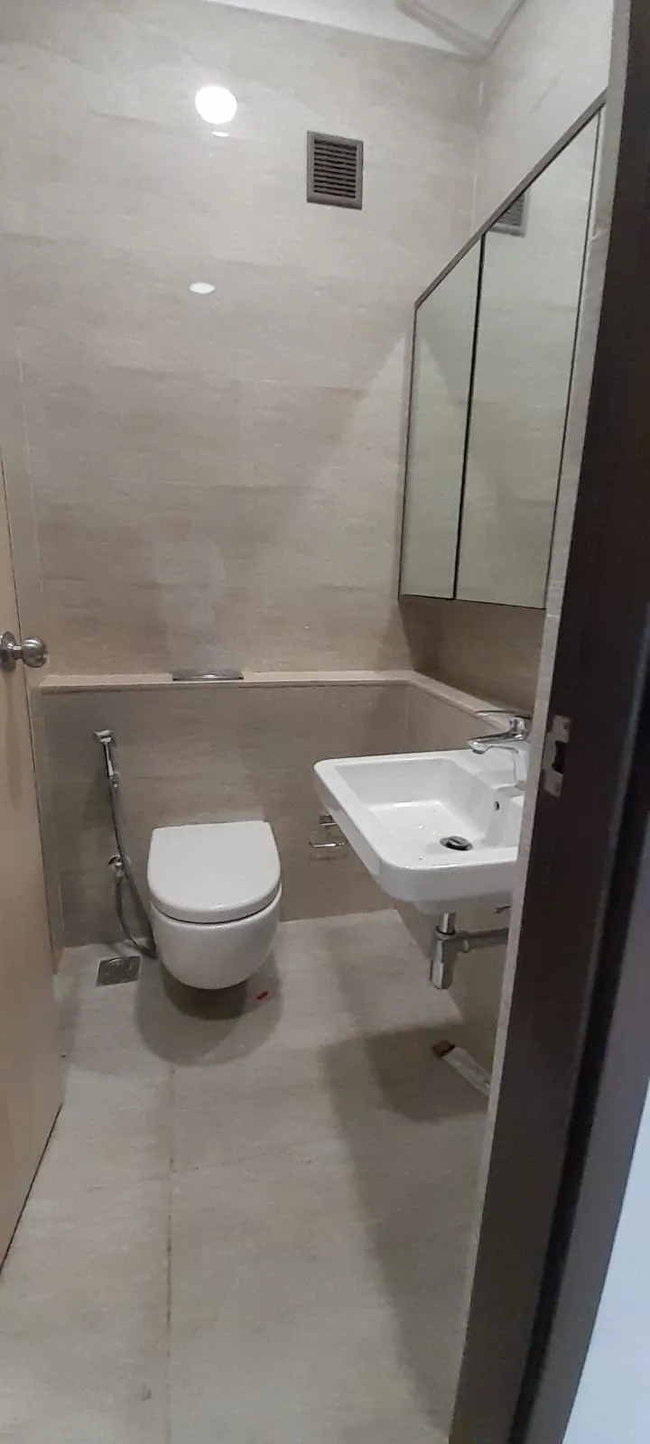 2 - X Bkc, Bandra East