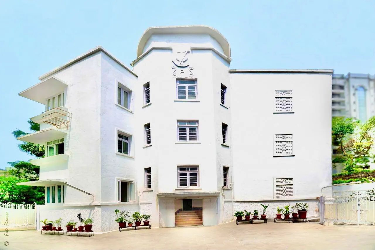 3 BHK Flats on Rent in Mayqueen, Bandra West