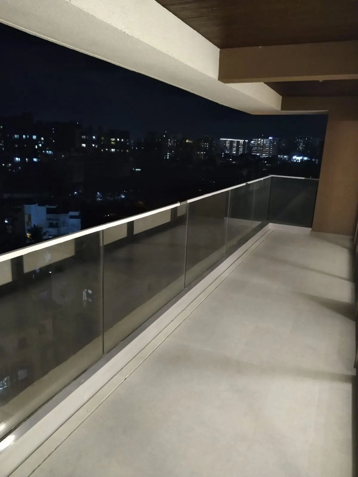 5 - Kalpataru Solitaire, Juhu