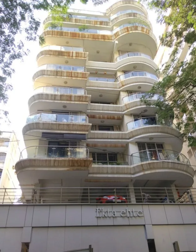 3 BHK Semi-Furnished in Ekta Elite , Bandra West