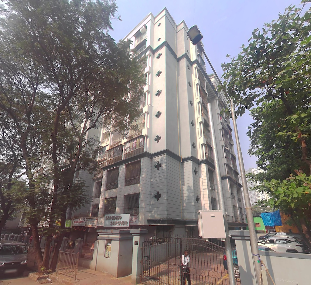 3 BHK Fully Furnished in Sandeep Sarovar , Andheri West