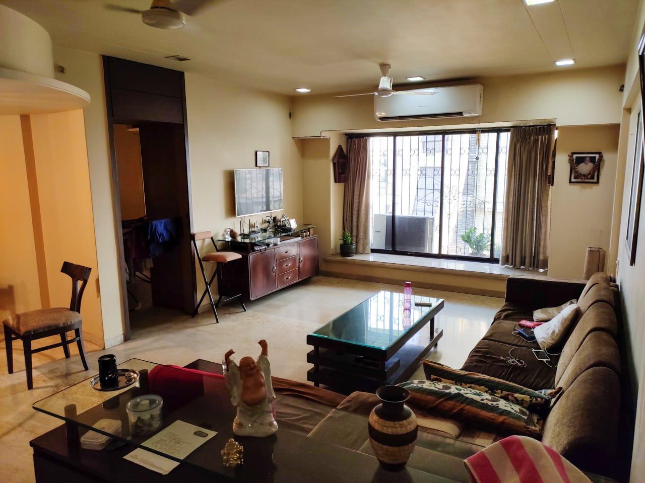 3 BHK Flats for Sale in Colombia, Bandra West