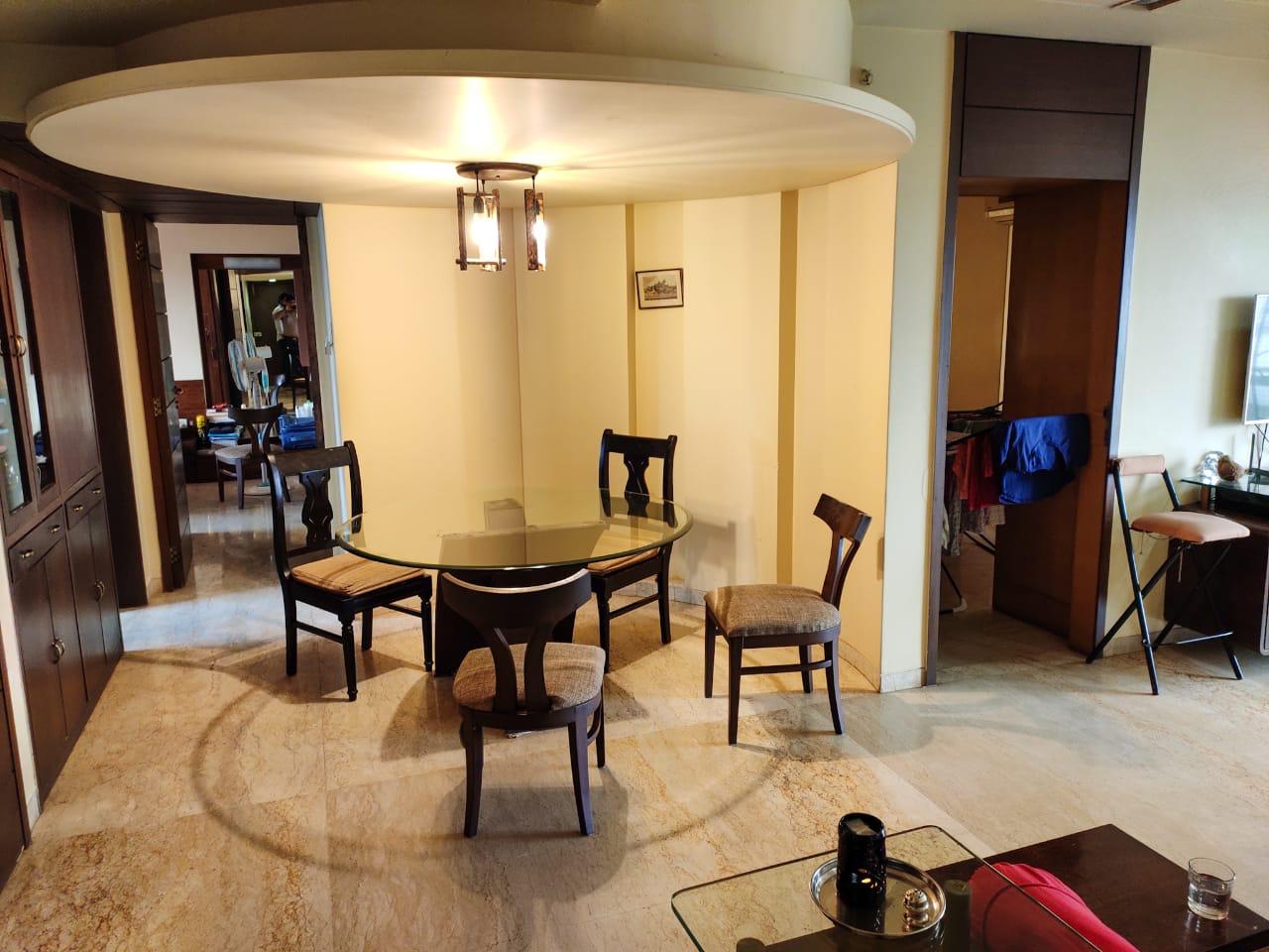 Building4 - Colombia, Bandra West